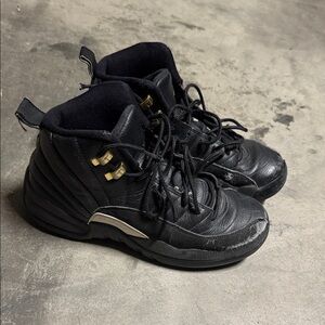 Nike Air Jordan 12 XII Retro BG The Master Black Gold Sneakers Youth Size 5.5